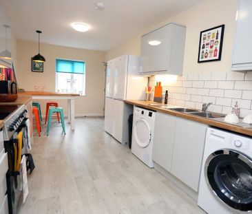 6 bedroom house of multiple occupation to rent - Photo 5