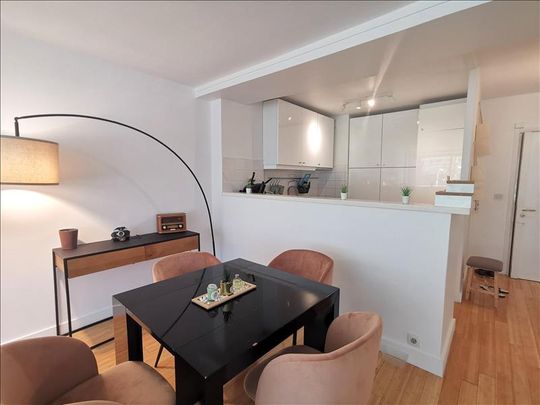 2 pièces - Meublé - 66 m² - 1er étage - Colocation non autorisée - Photo 1