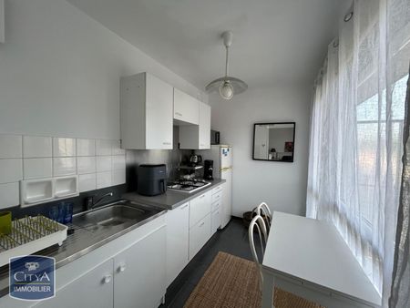 Location Appartement 1 pièce 30m² ST ETIENNE 42000 - Photo 3