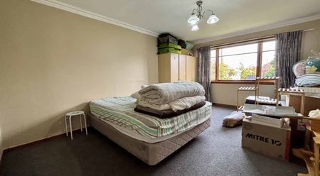 Spacious Three Bedroom Home In Mairehau - Photo 5