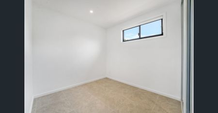 Stylish, Spacious & Super Convenient! - Photo 2