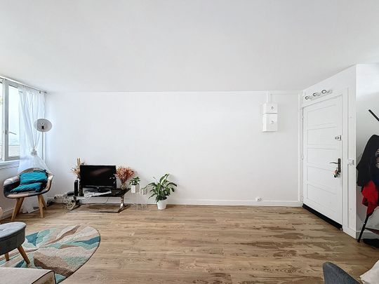 Apartment - Photo 1