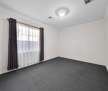 Location with Lifestyle! - Photo 4