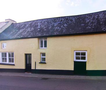 3 bedroom end of terrace house to rent - Photo 3