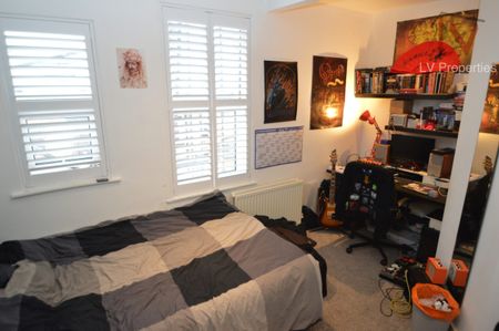 Hartley Crescent - Photo 2