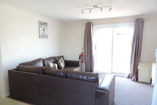 1 bedroom in a house share to rent - Photo 1