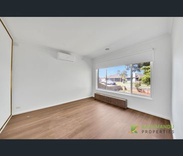 15 Alfred Avenue, Thomastown, Vic 3074 - Photo 5