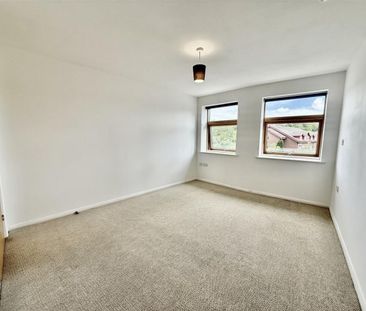 Green Lane, Gateshead - Photo 4