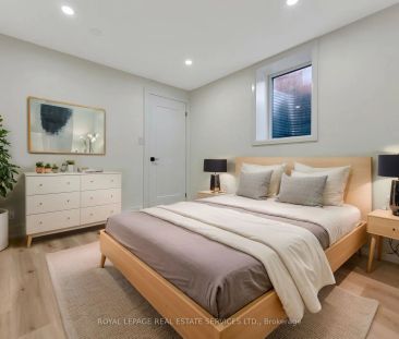 Detached Home For Lease | W9044225 - Photo 5