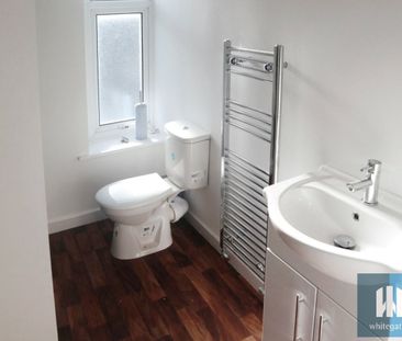 Leeds Road, Bradley, Huddersfield, HD2 - Photo 5