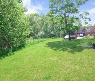 Barnes Wallis Way, St. Albans, Bricket Wood - Photo 5