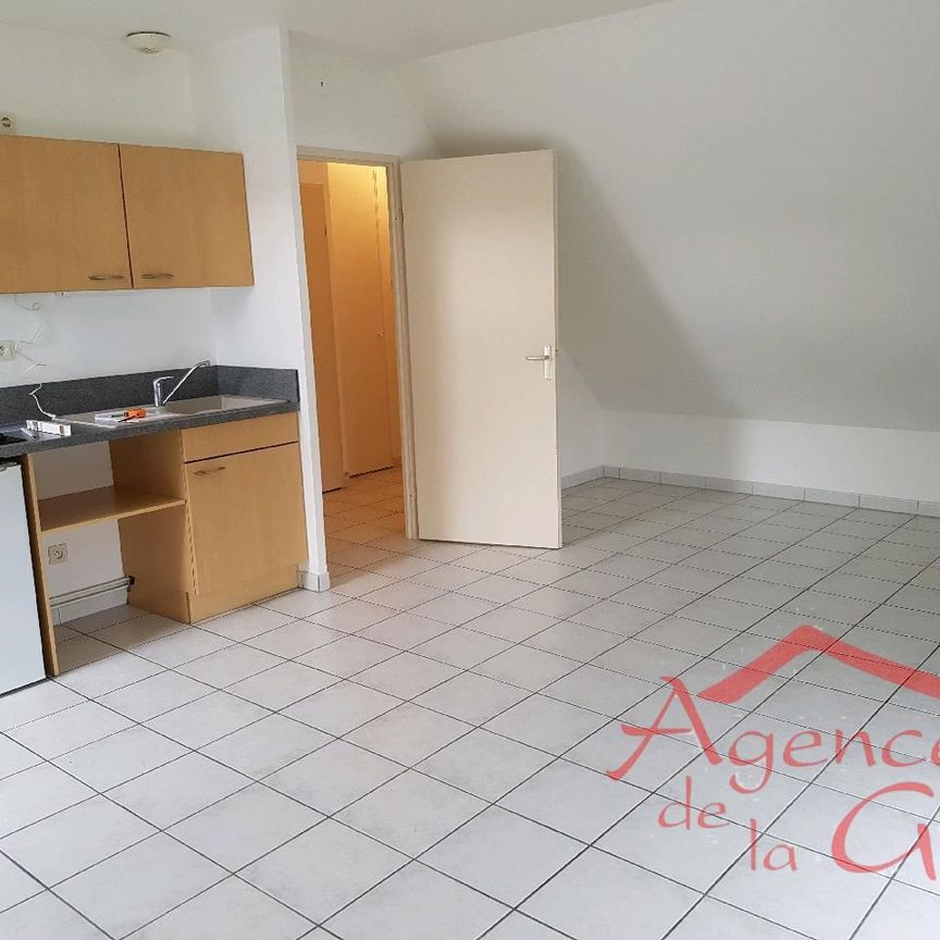 Location Appartement 1 pièce 36m² SEZANNE 51120 - Photo 1