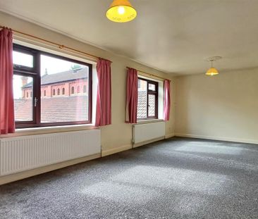 Victoria Road, Bentley, Doncaster - Photo 1