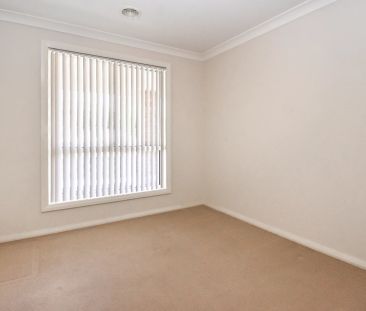 12 Hughes Street, Orange. - Photo 2