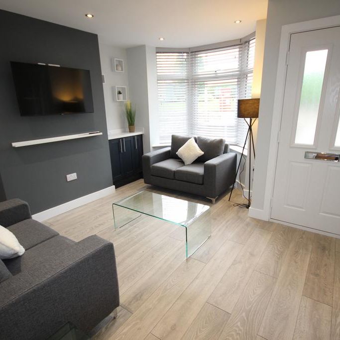 1 bedroom in a house share to rent - Photo 1