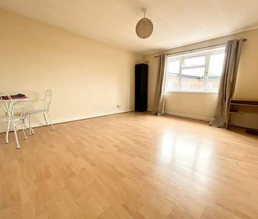 Fox Hollies Road. B27 - Photo 1