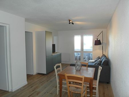 Apartment - Photo 2