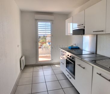 TROIS PIECES - Photo 5