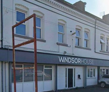 Clint Road West Room 6 - Photo 1