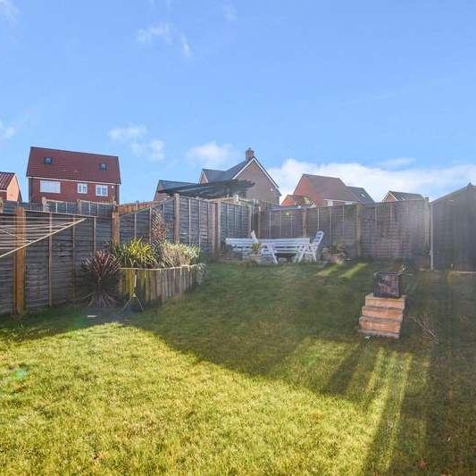 Grace Farrant Road, Great Cornard, CO10 - Photo 1
