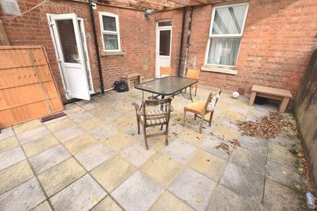 Bulmershe Road, Reading, RG1 - Photo 2