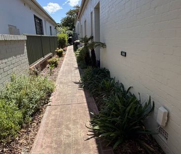 3 Bedroom Duplex in Prime Kingsford Location - Photo 3