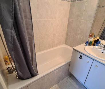 Location Appartement 2 pièces 48m² POITIERS 86000 - Photo 4
