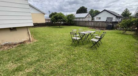 Great Location - Photo 2