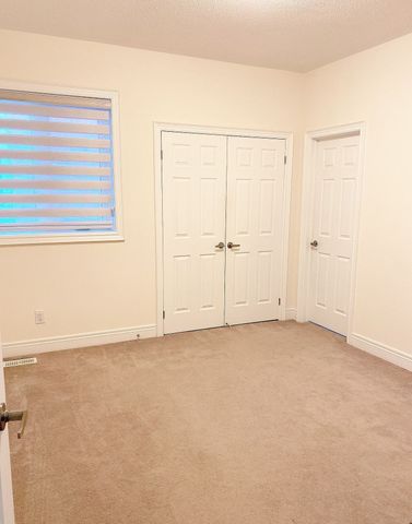 For Lease - 63 Blenheim Circle, Whitby, Ontario - Photo 4