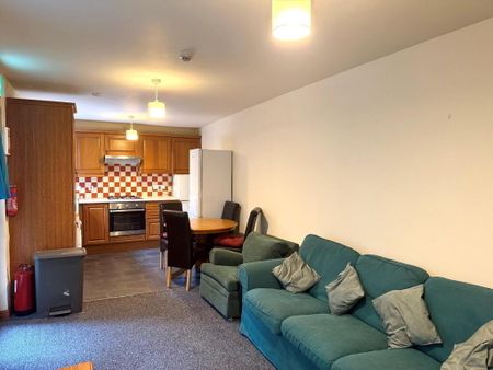 Flat 2, 31 Ashley Avenue, Belfast, BT9 7BT - Photo 2