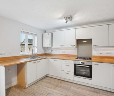 3 bedroom terraced house to rent - Photo 6