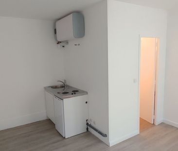 Location Appartement 1 pièce 16m² - Photo 4