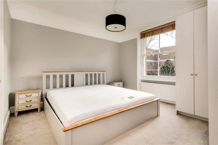 2 bedroom house in Fulham - Photo 3