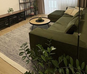 Na prenájom zariadený 2 izbový byt, centrum, Hollého, Senica. - Photo 1
