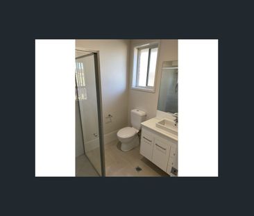 Modern 3 Bedroom Duplex in Farley - Photo 5