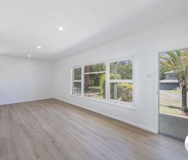 44 St Johns Drive, Croudace Bay NSW 2280 - House For Rent | Domain - Photo 5