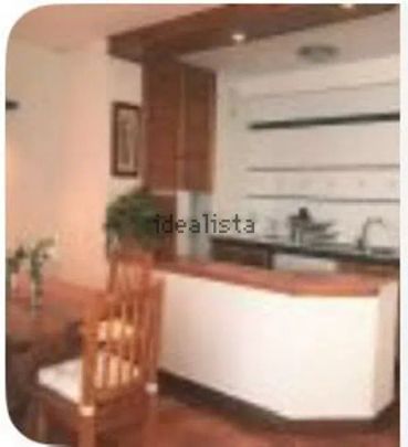 Alquiler de piso en Calle Tirso de Molina - Photo 1