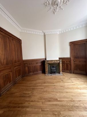 Location Appartement 3 pièces 102m² - Photo 1