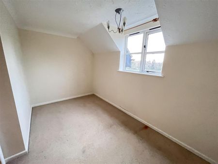 2 bedroom end of terrace house to rent - Photo 3