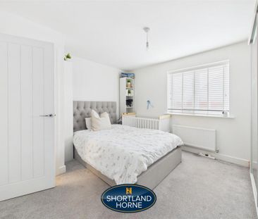4 bedroom detached house to rent - Photo 6