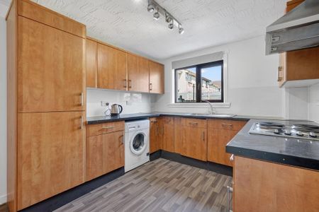3 bedroom end of terrace house to rent - Photo 5