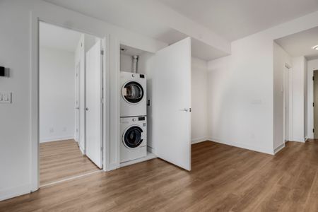 For Lease - 3071 Trafalgar Road Unit# 1307, Oakville, Ontario - Photo 2