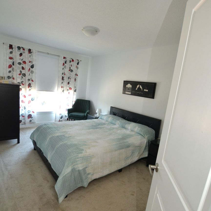 For Lease - 257 Finsbury Avenue, Stittsville - Munster - Richmond, Ontario - Photo 1