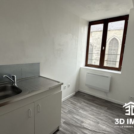 Location Appartement 2 pièces 48m² AVESNES SUR HELPE 59440 - Photo 3
