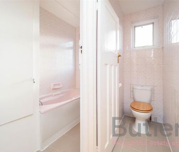 3 bedroom terraced house to rent - Photo 4