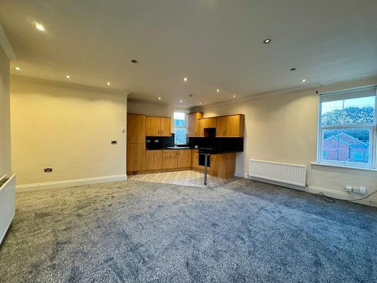 2 bedroom flat to rent - Photo 1