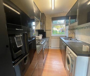 2 bedroom flat to rent - Photo 6