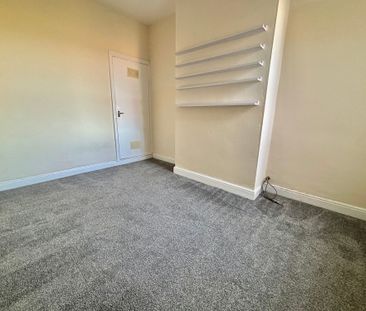 Bulkington Road, Bedworth, CV12 - Photo 5