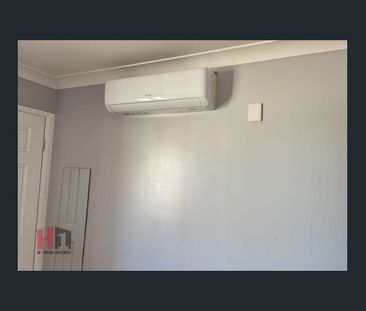 Quality Room for Rent! - Photo 4