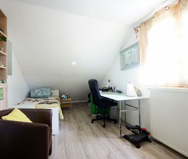 MAISON 6 pièces dans impasse calme - Photo 4